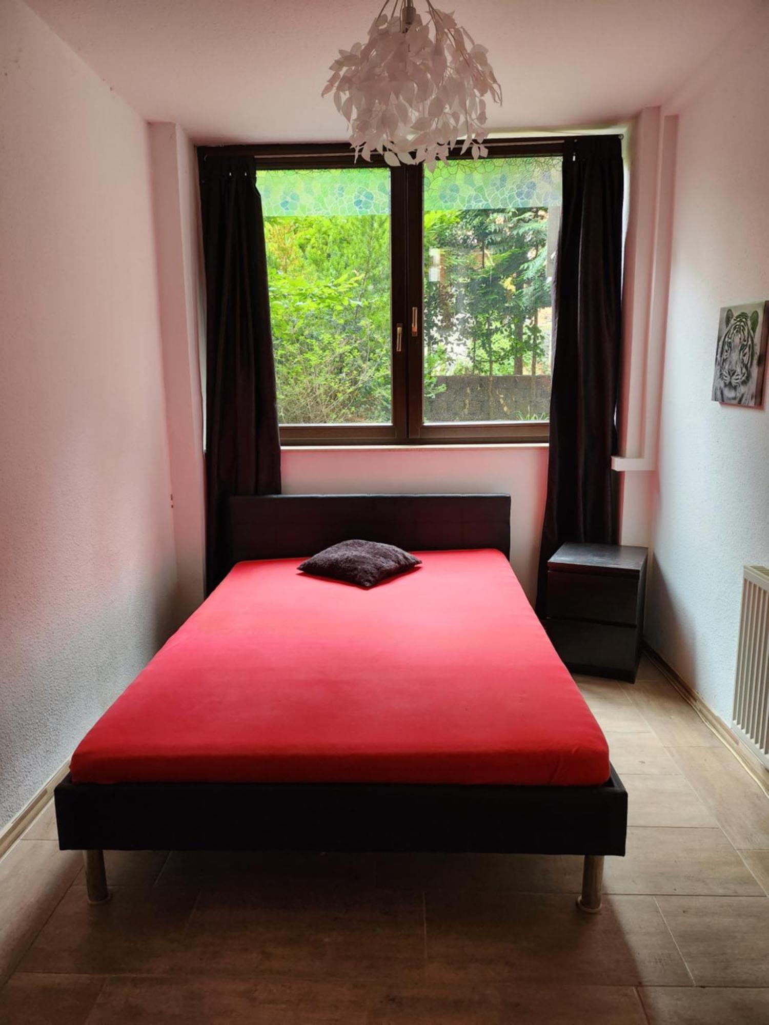 Halle, Top -Preise, 79 Qm Sd Fewo, Eg, Wahlweise Mit 1- 3 Dz, Tv Lounge, Kueche, Bad Wc Einfach Und Gut, Langzeitmieter Vb Preise Halle  المظهر الخارجي الصورة